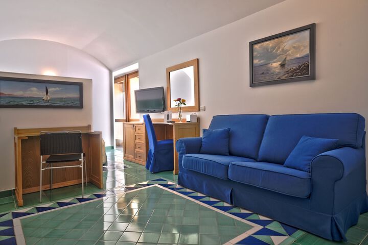 Room 10 of 55