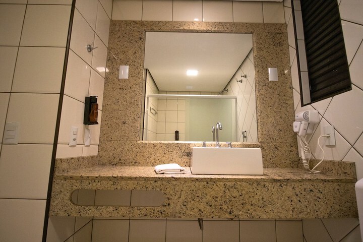 Room 47 of 79