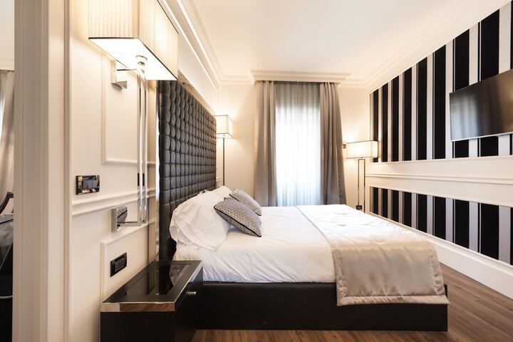 Room 42 of 82