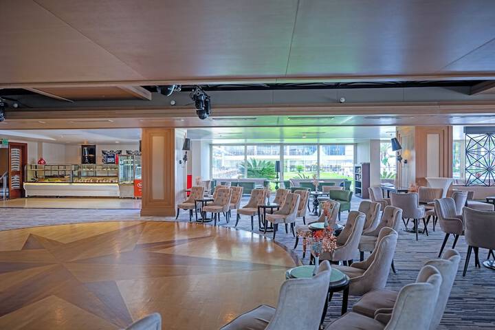 Hotel Lobby