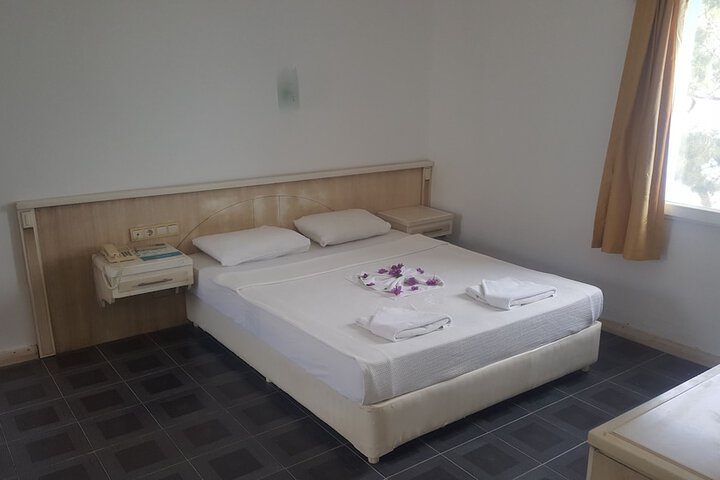 Room 13 of 46