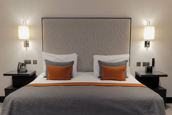 Room 34 of 91