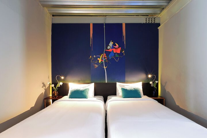 Room 15 of 91