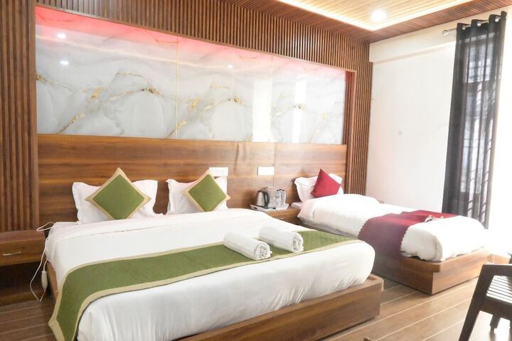 Room 21 of 50