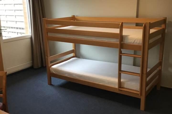 Room 5 of 66
