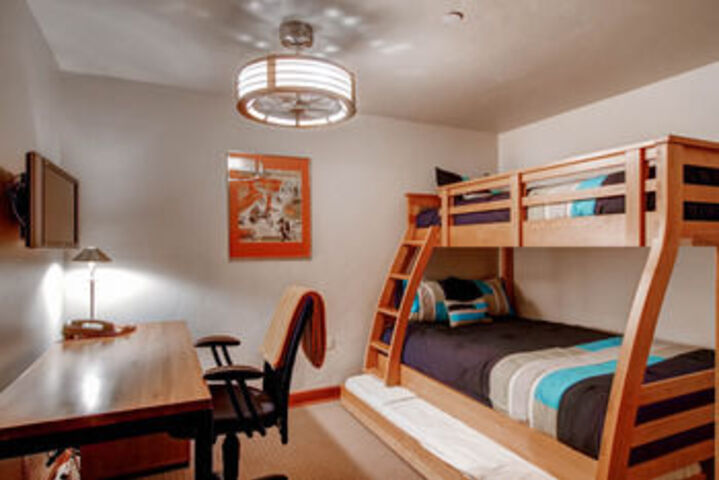 Room 36 of 101