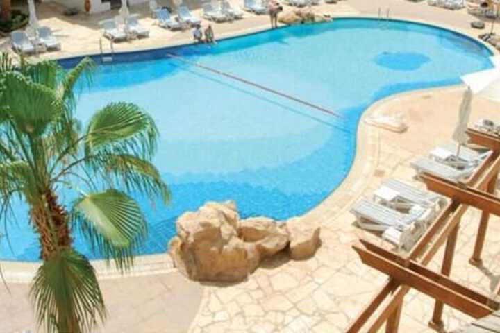 Pool 11 of 59