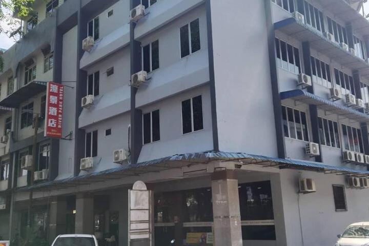 River Park Hotel
