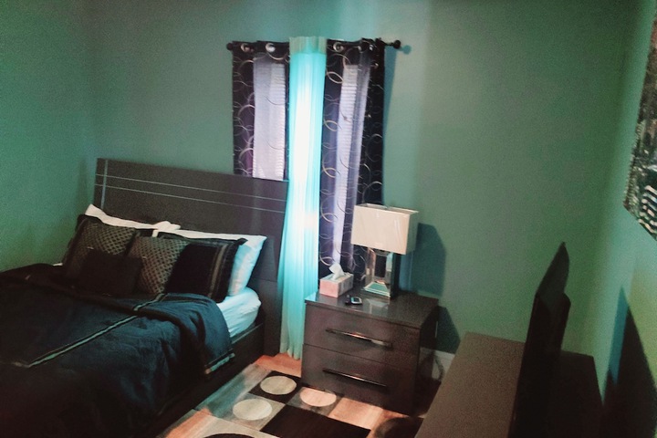 Room 16 of 33