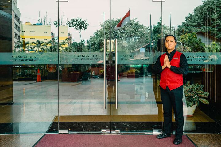 Guest Lobby