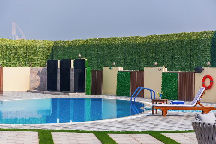 Hotel with Pool