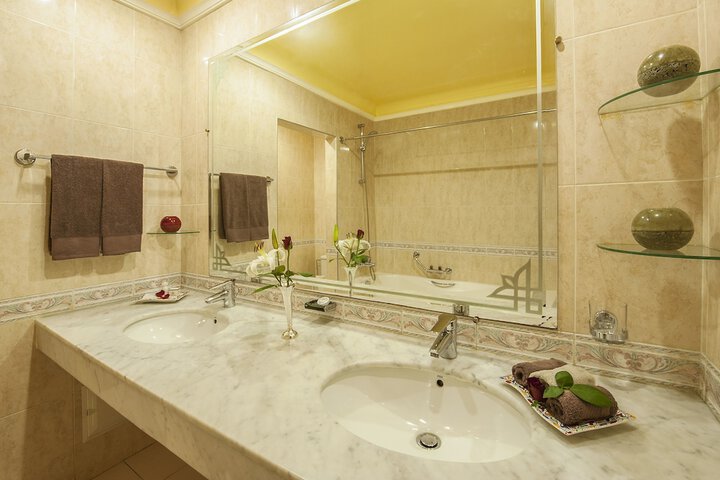 Clean Restrooms