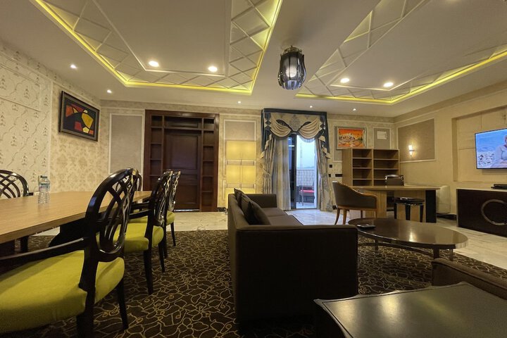 Room 56 of 114