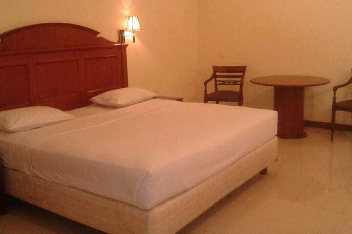 Room 7 of 17