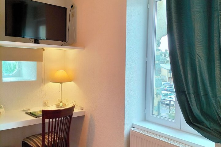 Room 33 of 116