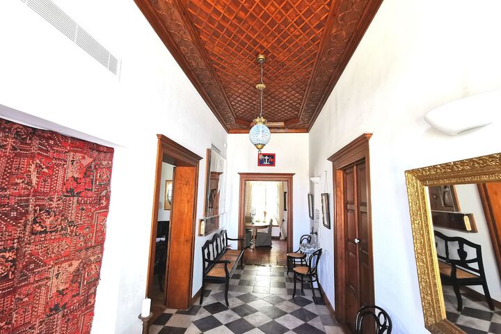Ballroom/Hall 89 of 115