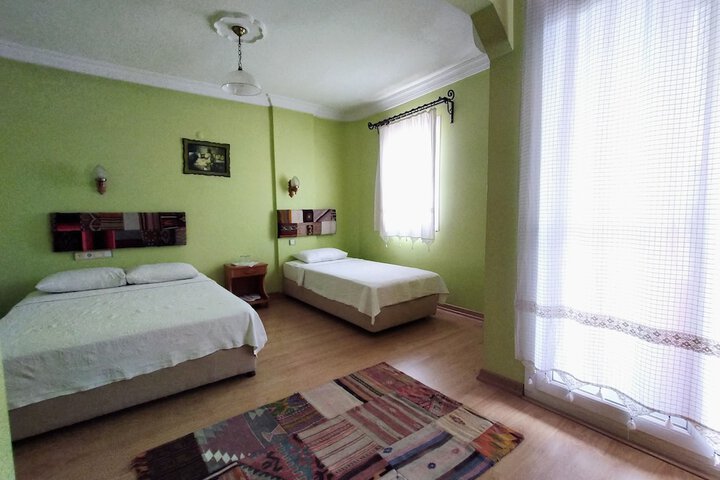 Room 17 of 64