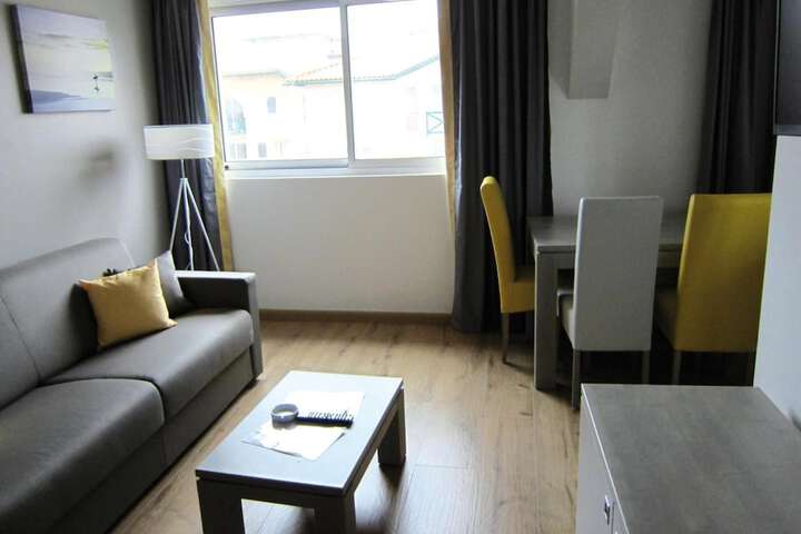 Room 17 of 29
