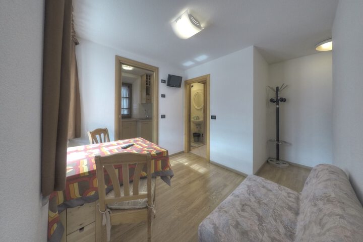 Room 19 of 63