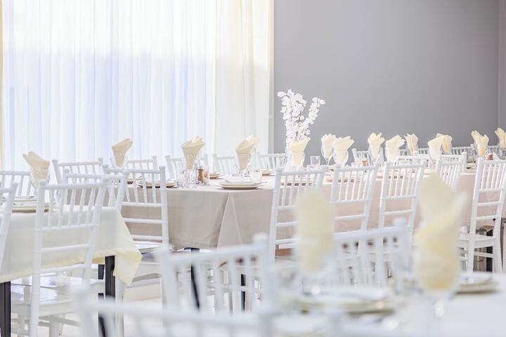 Ballroom/Hall 44 of 55