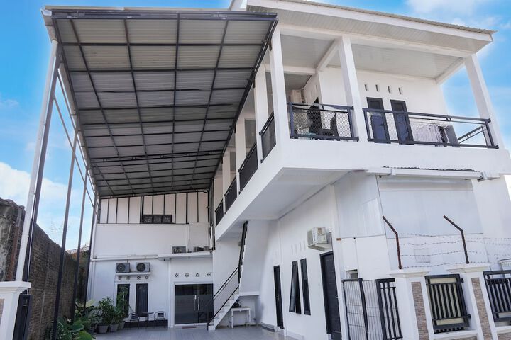 Image of OYO 1185 Sachila Residence Syariah