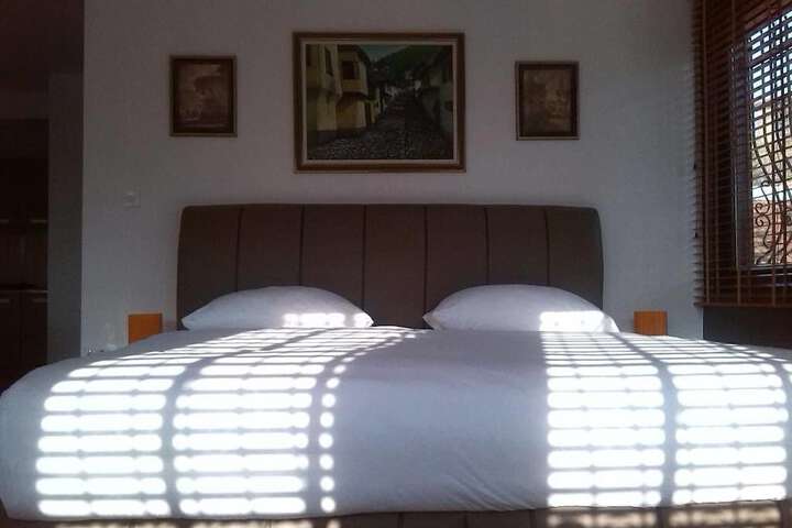 Room 7 of 23