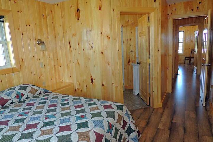 Room 12 of 338