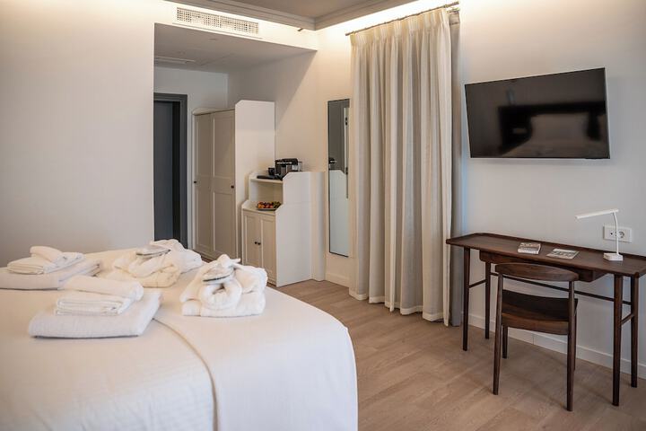 Room 15 of 182