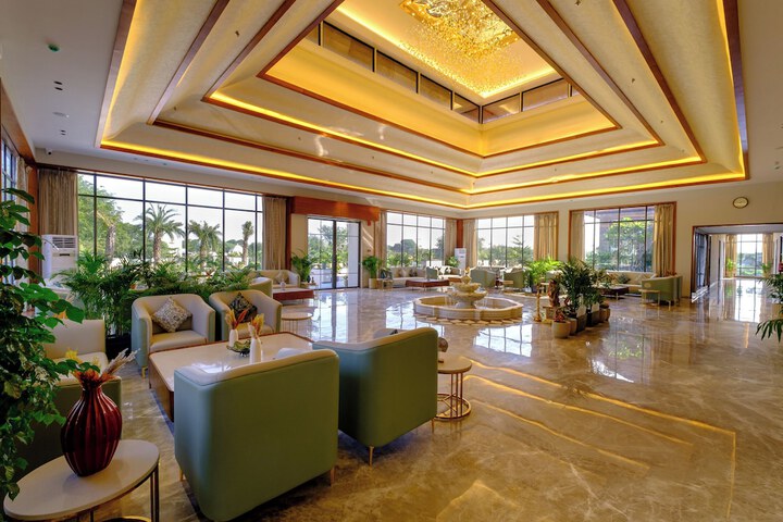 Hotel Interior 5 of 81