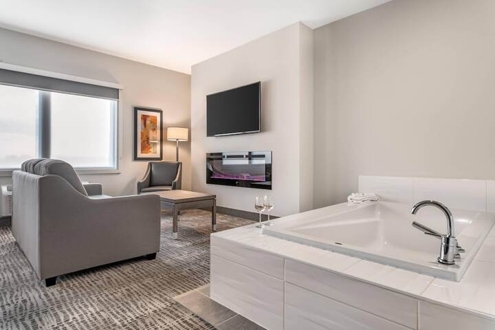 Room 73 of 120