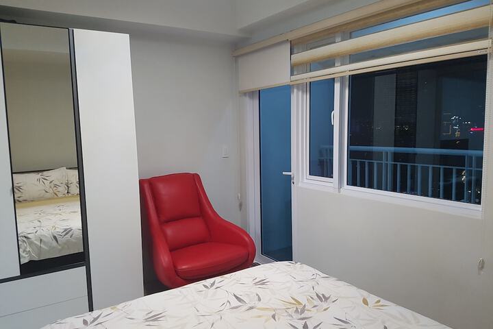 Room 7 of 51