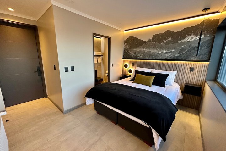 Room 19 of 39