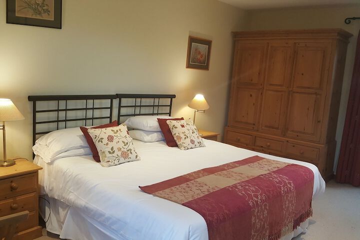 Room 4 of 19