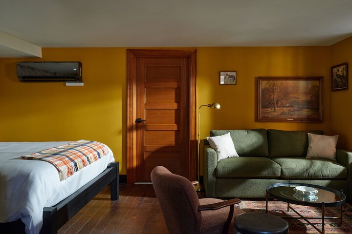 Room 3 of 30