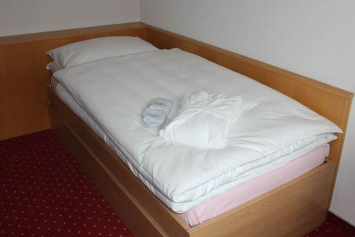 Room 12 of 47