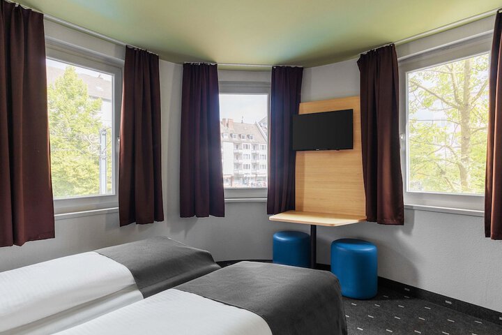 Photo of B & B Hotel Düsseldorf City-Süd