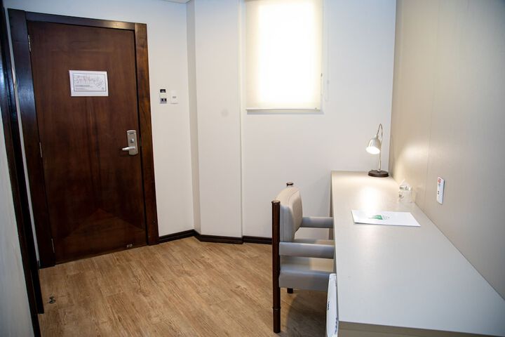 Room 30 of 139