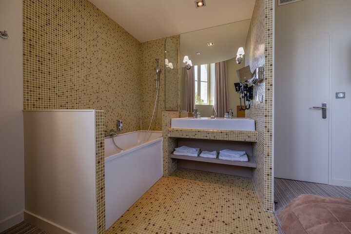 Bathroom Interior Photo