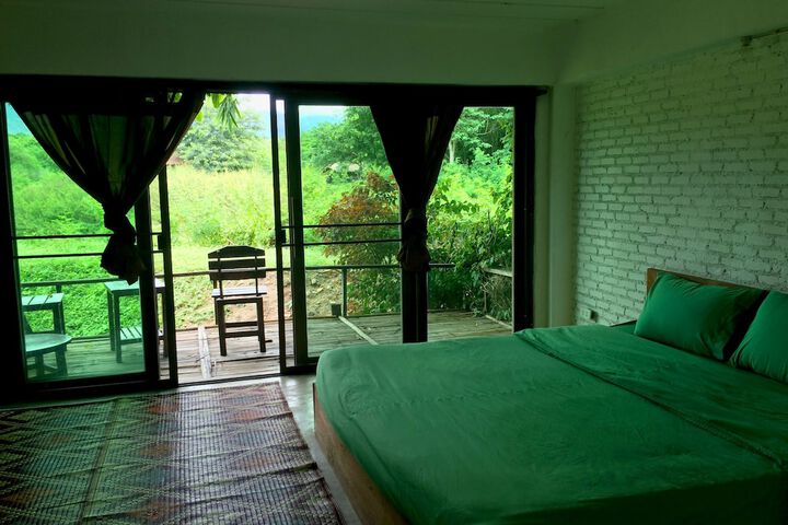 Room 4 of 26
