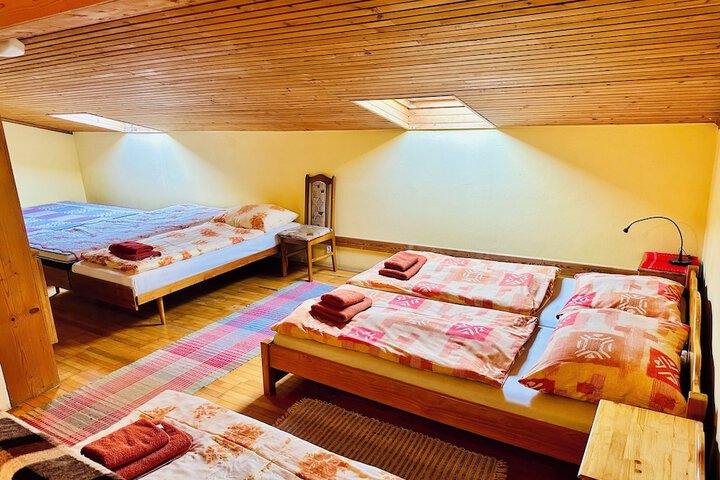 Room 9 of 52
