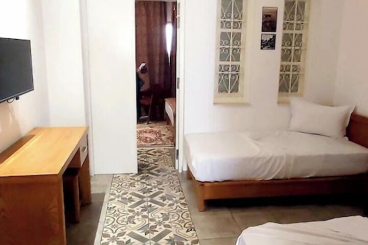 Room 21 of 59
