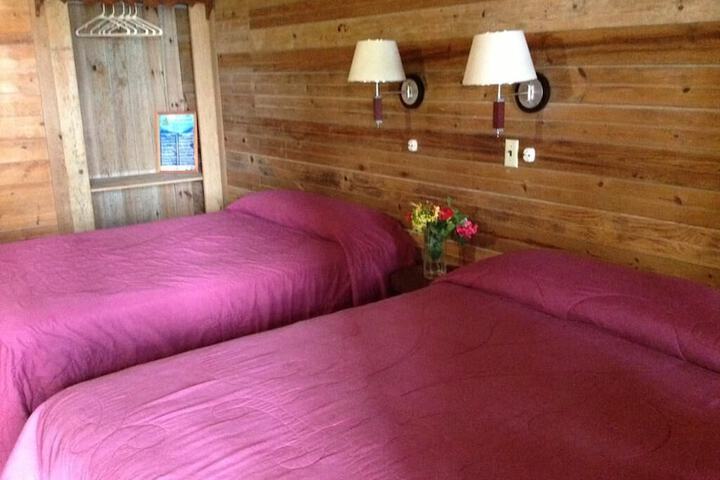 Room 8 of 32