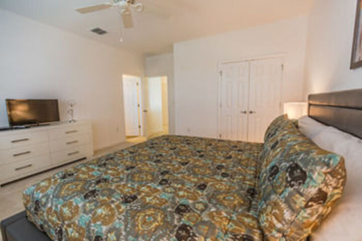 Room 21 of 105