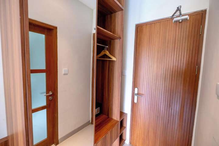 Room 15 of 105