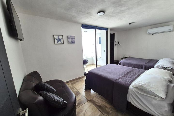 Room 45 of 140