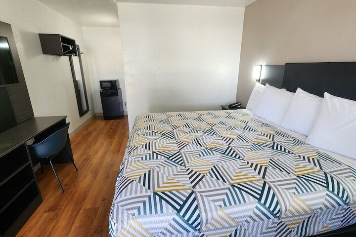 Room 63 of 125