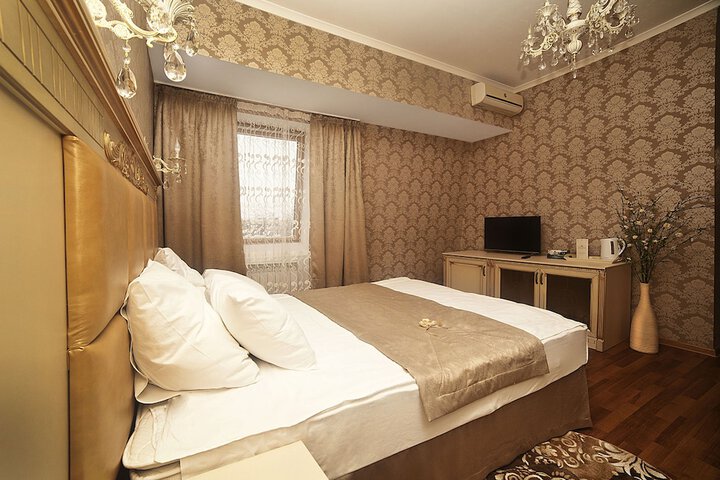 Room 17 of 58