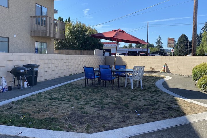 Property Grounds 31 of 32