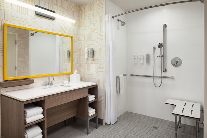 Bathroom shower