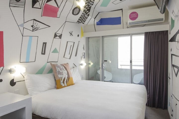 Room 7 of 36